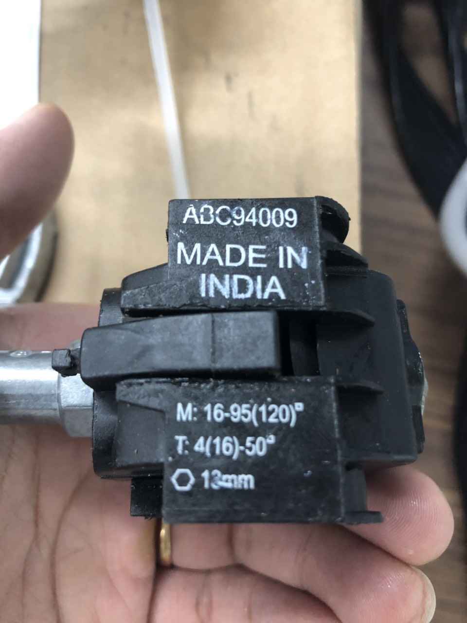 Nối bọc cách điện IPC 16-95mm Axis Ấn Độ